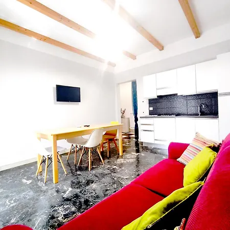 Summertime Apartment