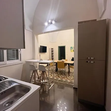 Apartment Summertime