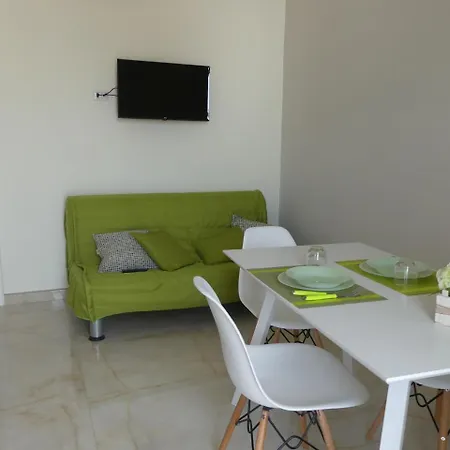 Apartment Summertime *
