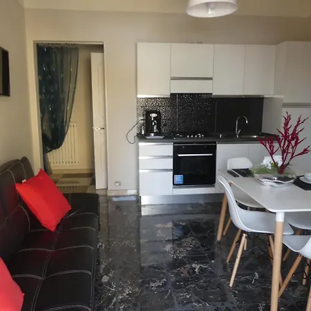 Summertime Apartment
