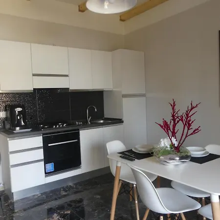 Apartment Summertime